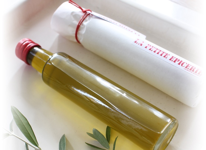 搾りたてオリーブオイル 到着しました！